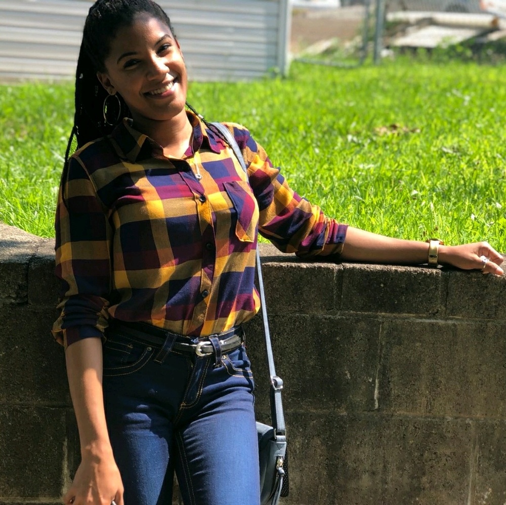 Meet your Posher, Joleymi